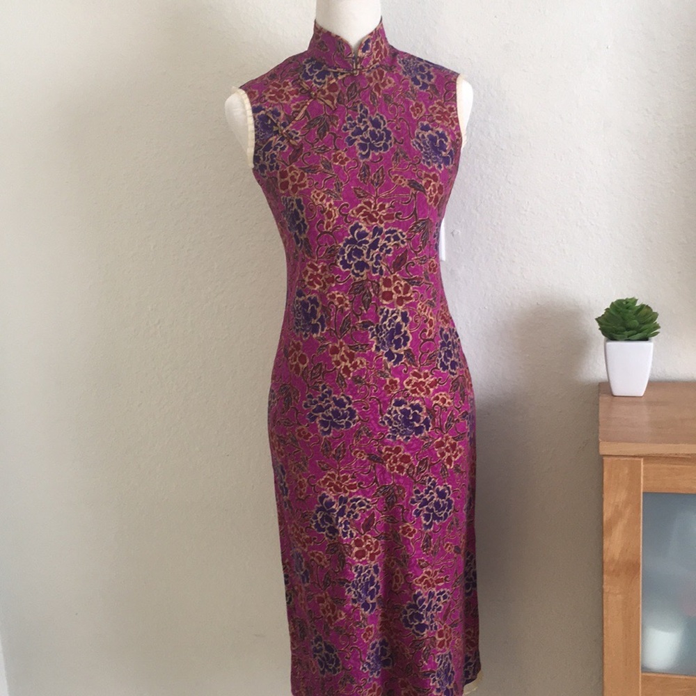 Gorgeous Traditional Chinese Style Dress